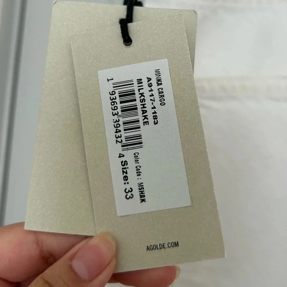 AGOLDE Minka High-Rise Wide-Leg Cargo Jeans
Milkshake Size 33 NWT - Picture 13 of 15